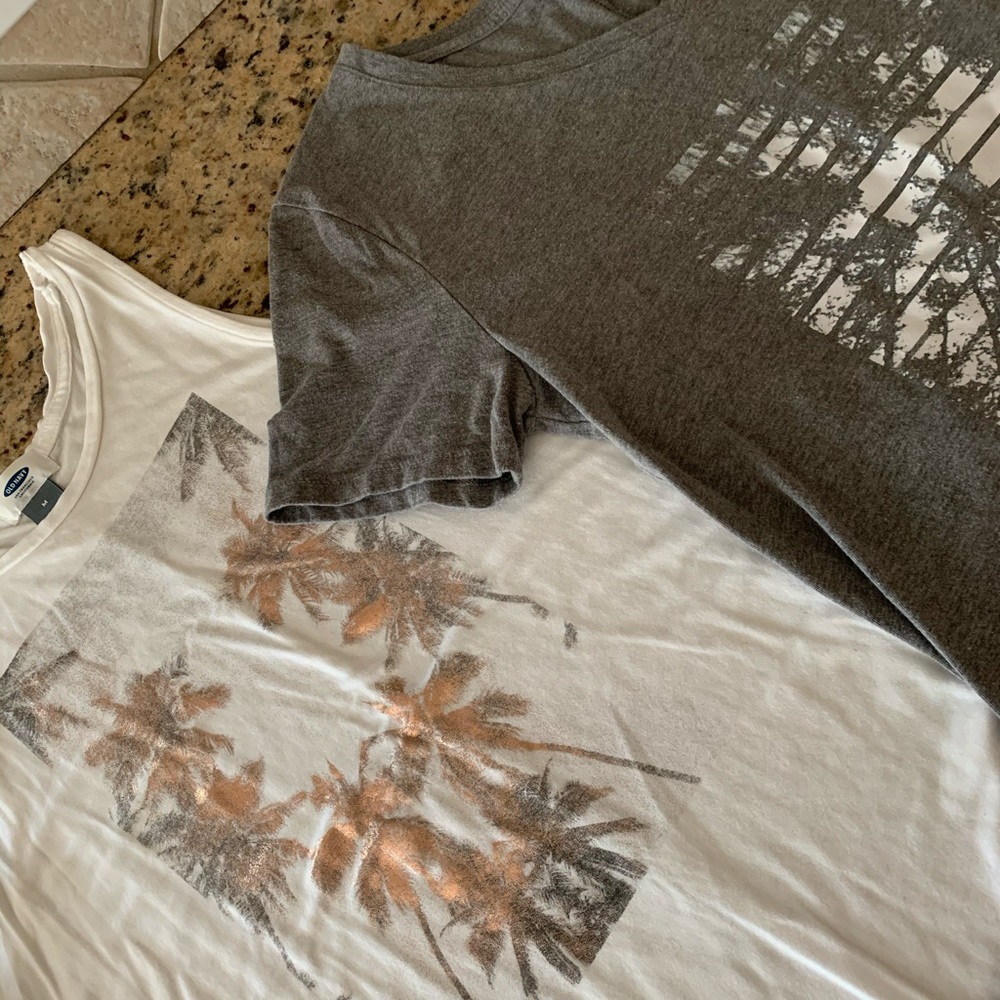 Set of two tshirts